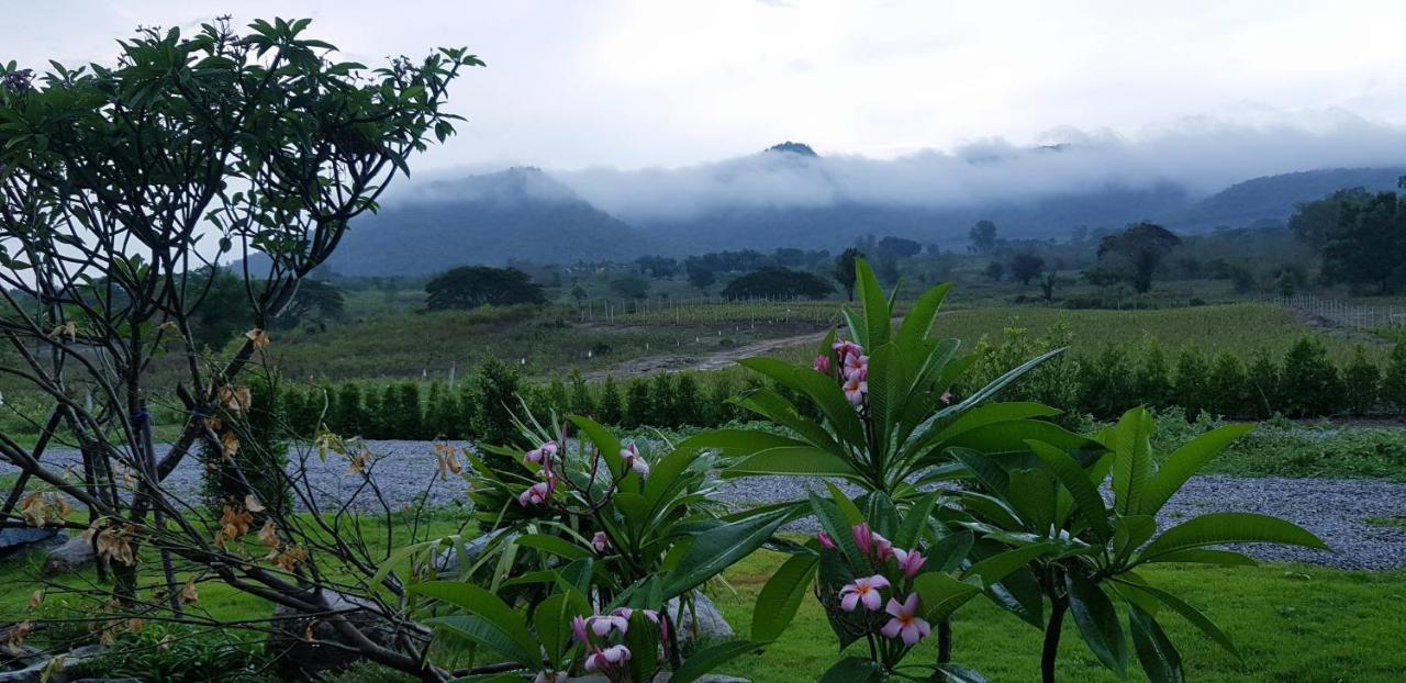 Hua Hin Lae I Aoon Hotel Buitenkant foto